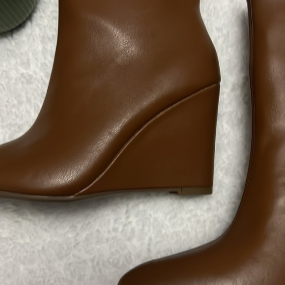 Women’s Jocelyn Ankle Boots - Picture 3 of 7